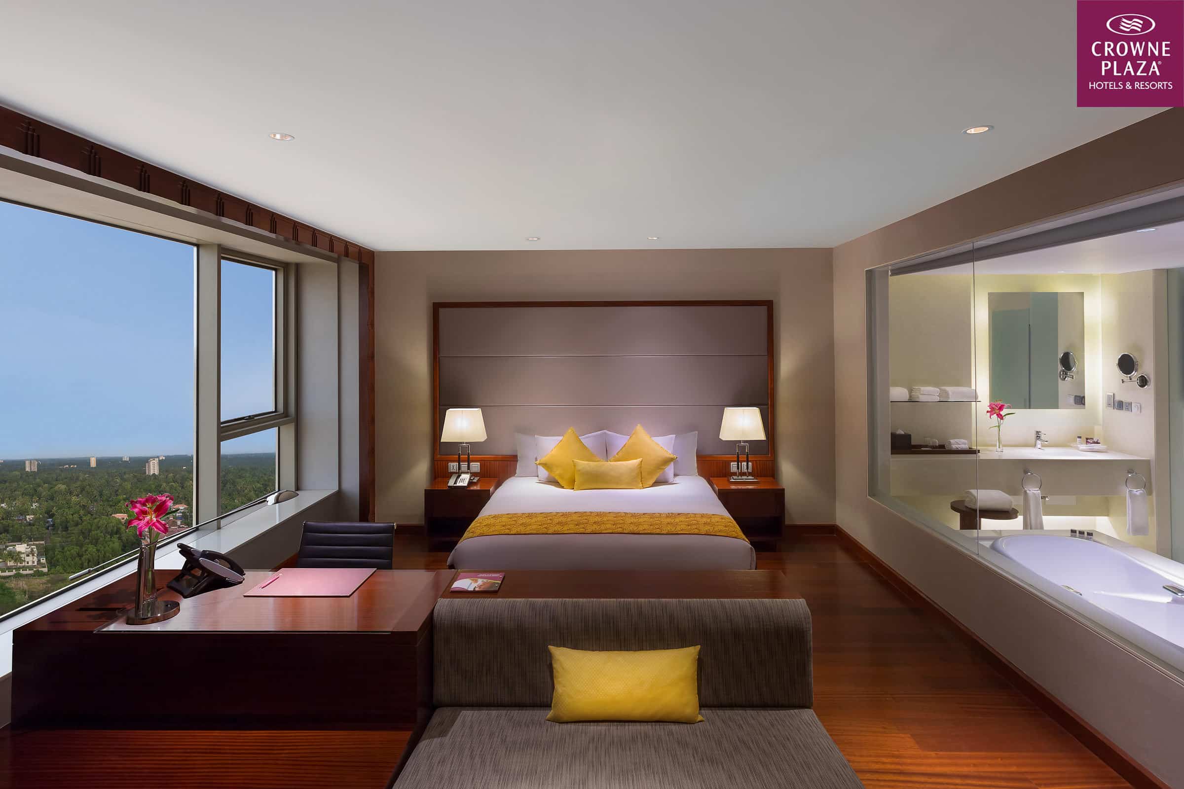 Crowne Plaza Executive Delux Room Photography Kochi India | Best Architecture Photographer Delhi