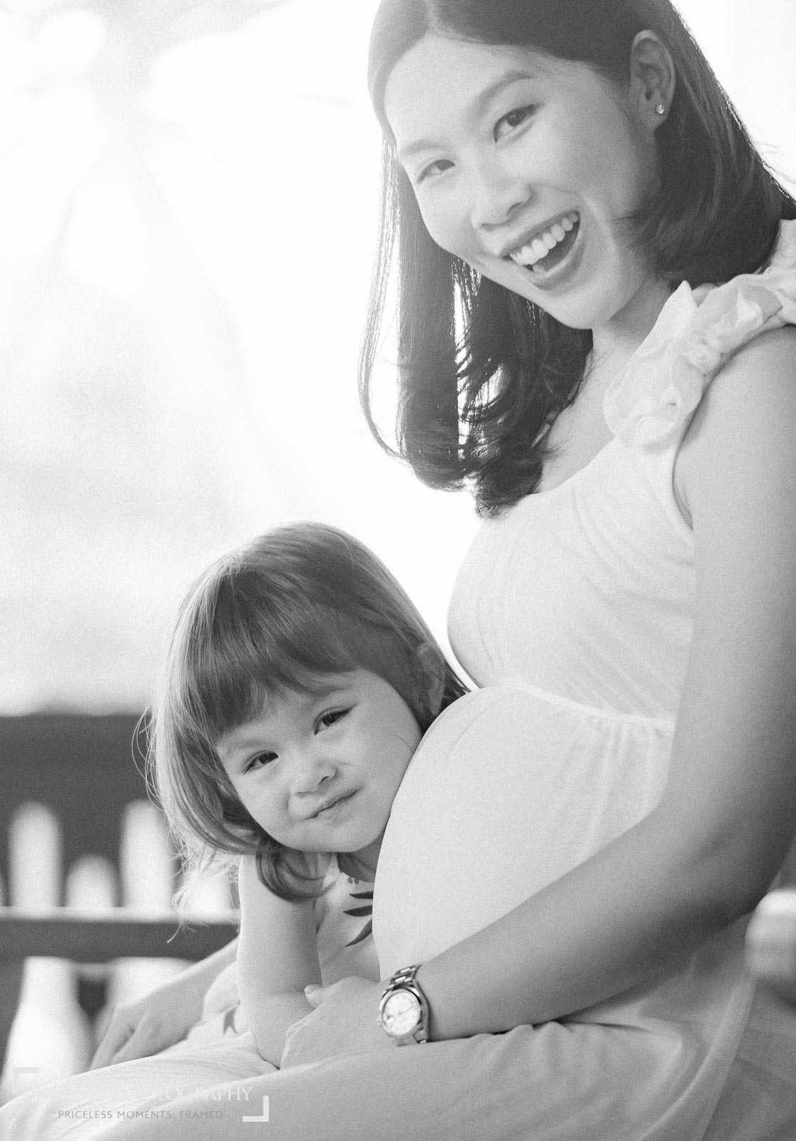 best-maternity-photographer-bangkok-thailand-013